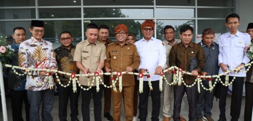 Gubernur Banten Andra Soni Resmikan RSUD Uwes Qorny Cilograng Kabupaten Lebak