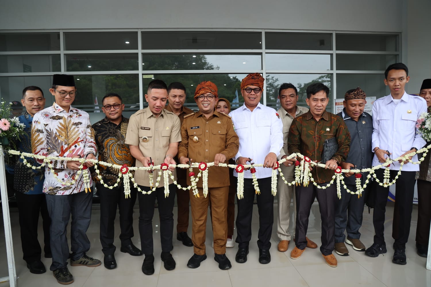 Gubernur Banten Andra Soni Resmikan RSUD Uwes Qorny Cilograng Kabupaten Lebak