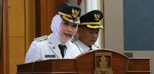 Rapat Paripurna DPRD, Bupati Serang Ratu Rachmatuzakiyah Sampaikan 9 Program Prioritas