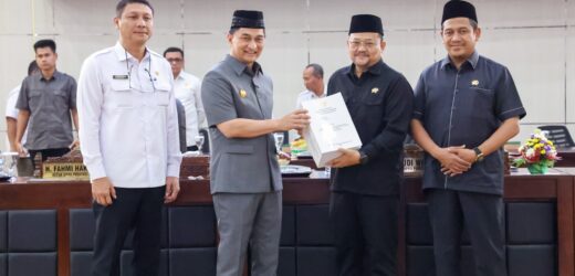 Wagub Banten A Dimyati Natakusumah Sampaikan Nota Pengantar Raperda LKPj APBD  Provinsi Banten Tahun Anggaran 2024