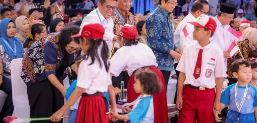 Gubernur Banten Andra Soni: Pemerintah Terus Tingkatkan Kapasitas dan Kesejahteraan Guru