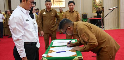 Gubernur Banten Andra Soni Tekankan Profesionalisme ASN saat Lantik CPNS dan Dokter Spesialis