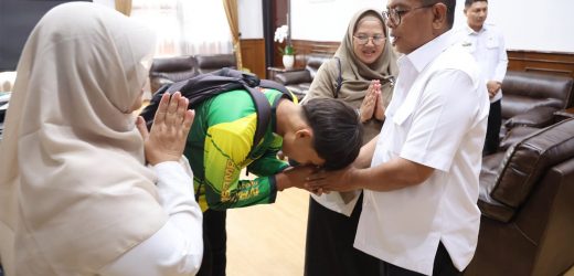 Gubernur Banten Andra Soni Mediasi Kepala Sekolah SMAN 1 Cimarga dan Siswa, Sepakati Saling Memaafkan