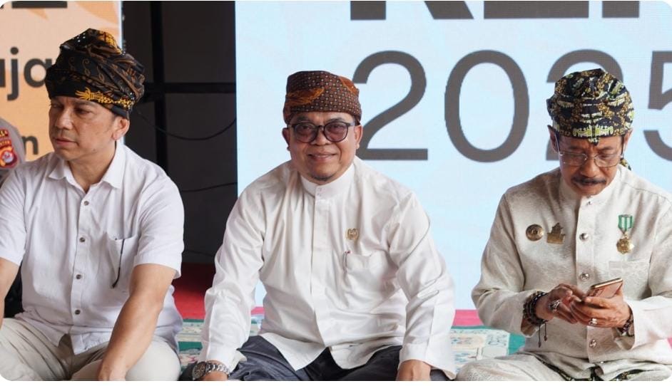 Hadiri Seren Taun Cisungsang, Ketua Komisi II DPRD Banten H. Iip Makmur : Ajang Pelestarian Budaya dan Peningkatan Ekonomi Masyarakat