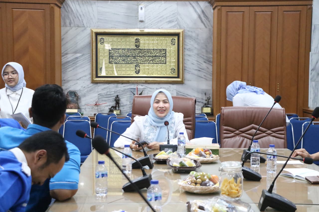 Bupati Serang Ratu Zakiyah Ajak KNPI Edukasi Masyarakat terkait Penanganan Sampah