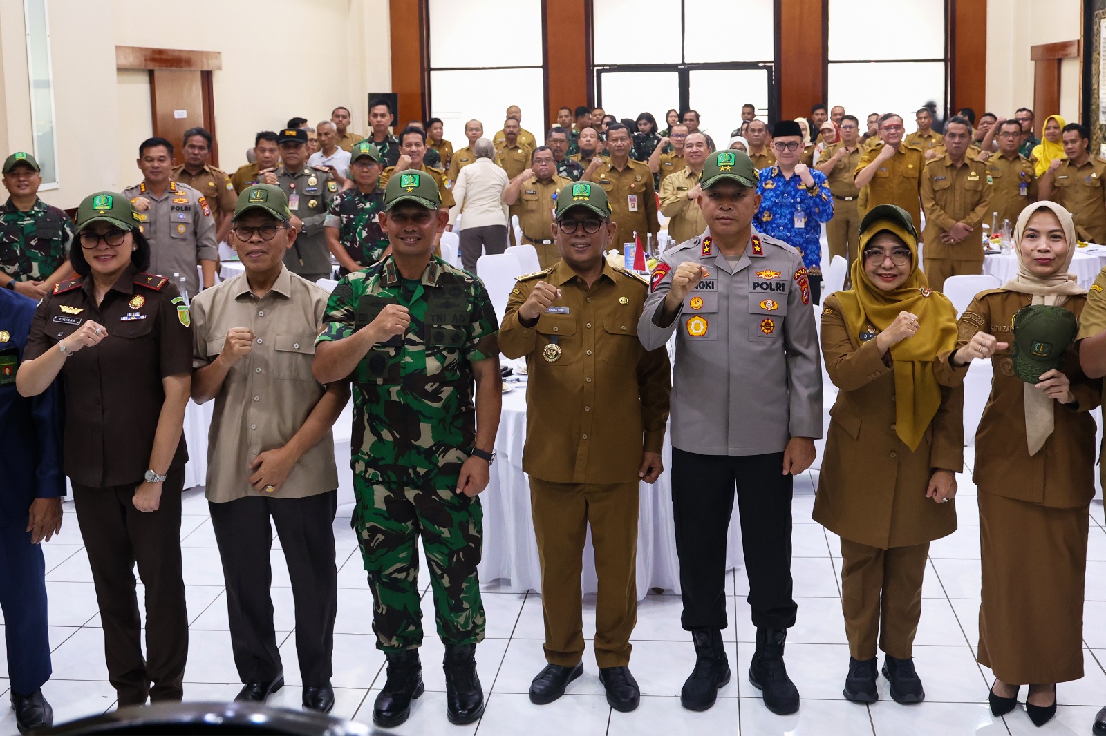 Andra Soni: Gotong Royong Adalah Ciri Khas Budaya Kita dalam Membangun Daerah