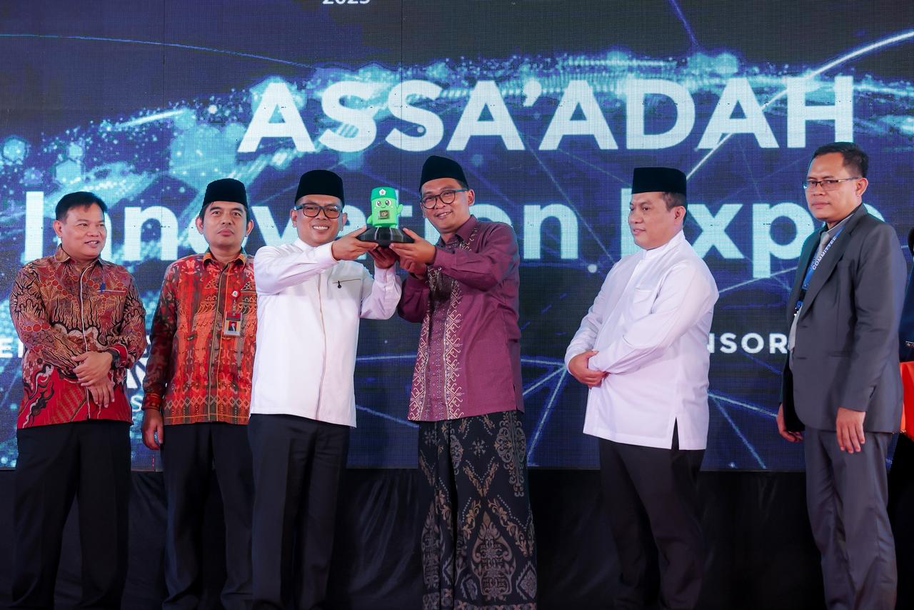 Gubernur Andra Soni Apresiasi Inovasi Teknologi Santri di Ponpes Assa’adah Serang